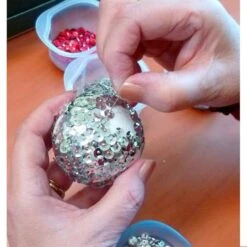 Boite De 50 Gr épingles En Fer Nickelé, 13 Mm, Env. 1000 Pièces Pour Paillettes -Promos Creavea Boutique boite de 50 gr epingles en fer nickele 13 mm env 1000 pieces pour paillettes p 4