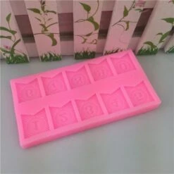 Guirlande Drapeau Numéros D'Anniversaire Personnalisé, 3D En Silicone De Chocolat Savon Gâteau, Fond -Promos Creavea Boutique guirlande drapeau numeros danniversaire personnalise 3d en silicone de chocolat savon gateau fond p 3