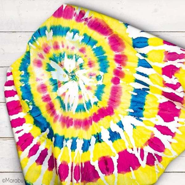 Marabu Kit Peinture Textile Fashion Spray - Tie Dye - 3 X 100 Ml 4 Marabu Kit Peinture Textile Fashion Spray - Tie Dye - 3 X 100 Ml – Image 4