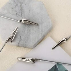 Lot De 3 Pinces Crocodiles, Avec Tige En Métal, Longueur Totale 8,5 Cm 7 Lot De 3 Pinces Crocodiles, Avec Tige En Métal, Longueur Totale 8,5 Cm -Promos Creavea Boutique lot de 3 pinces crocodiles avec tige en metal longueur totale 85 cm p 4