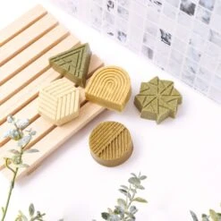 Moules Pour Savon Et Cosmétiques Solides - 17,5 X 22 Cm - 5 Formes -Promos Creavea Boutique moules pour savon et cosmetiques solides 175 x 22 cm 5 formes p 3